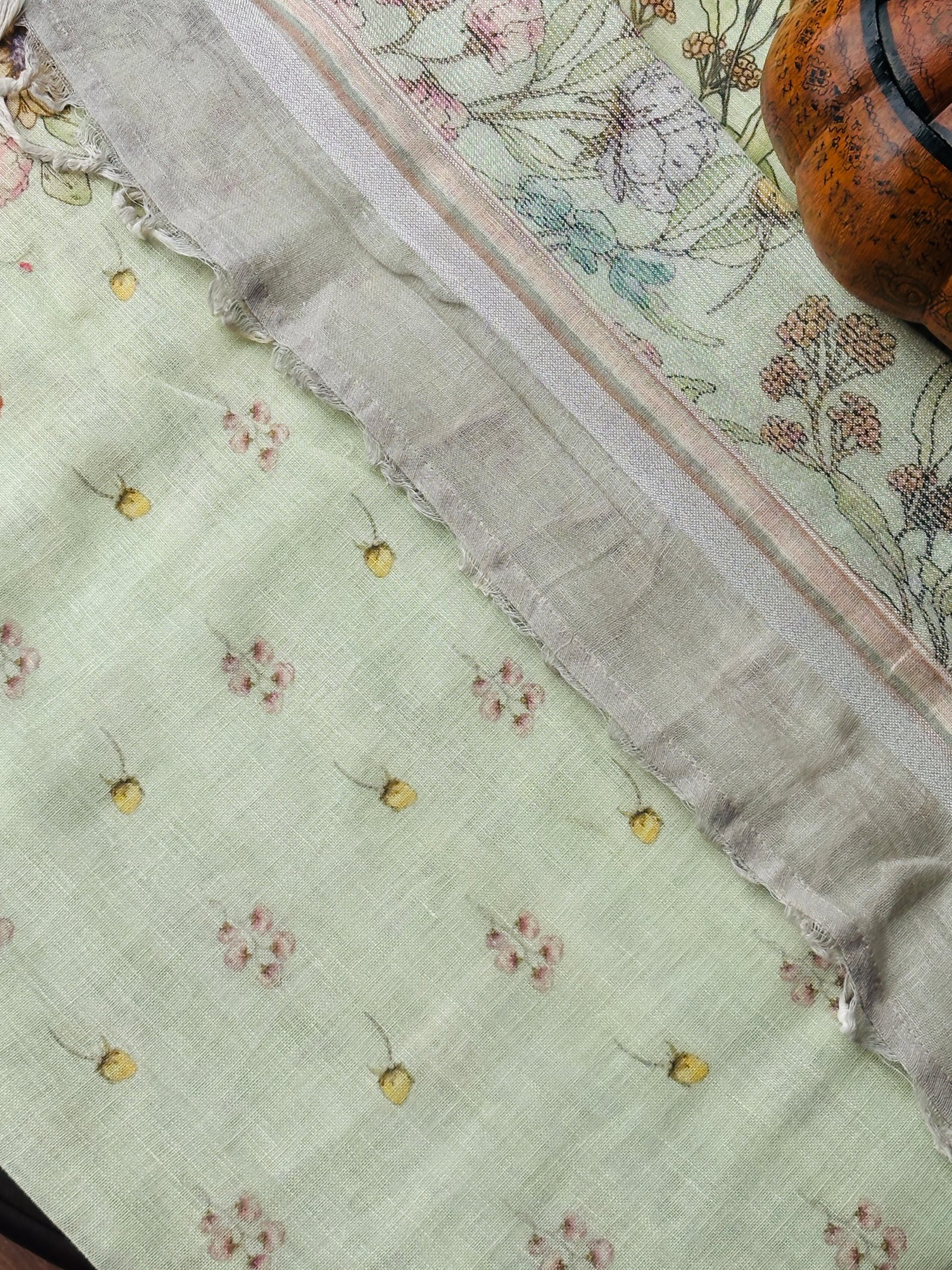 Linen Saree - Image 5