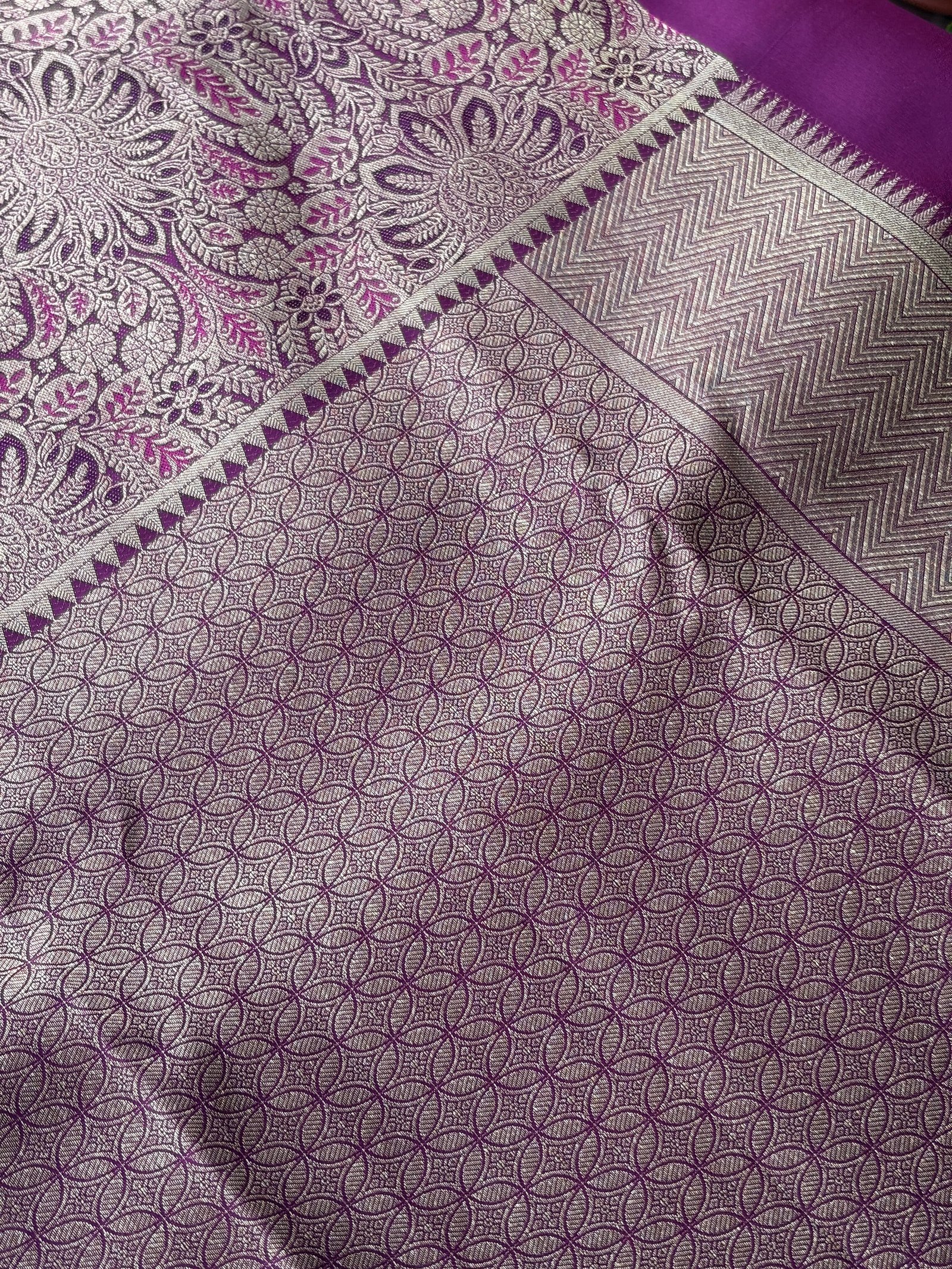 Banarasi style Kanchipuram - Image 11
