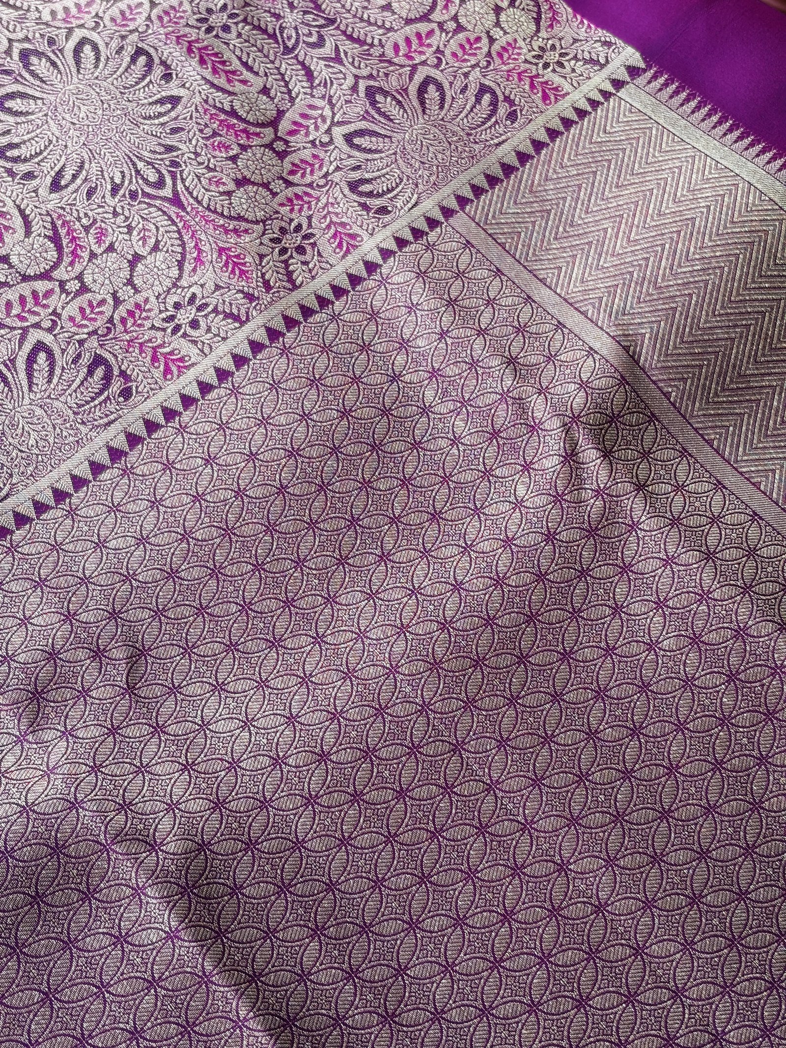 Banarasi style Kanchipuram - Image 9