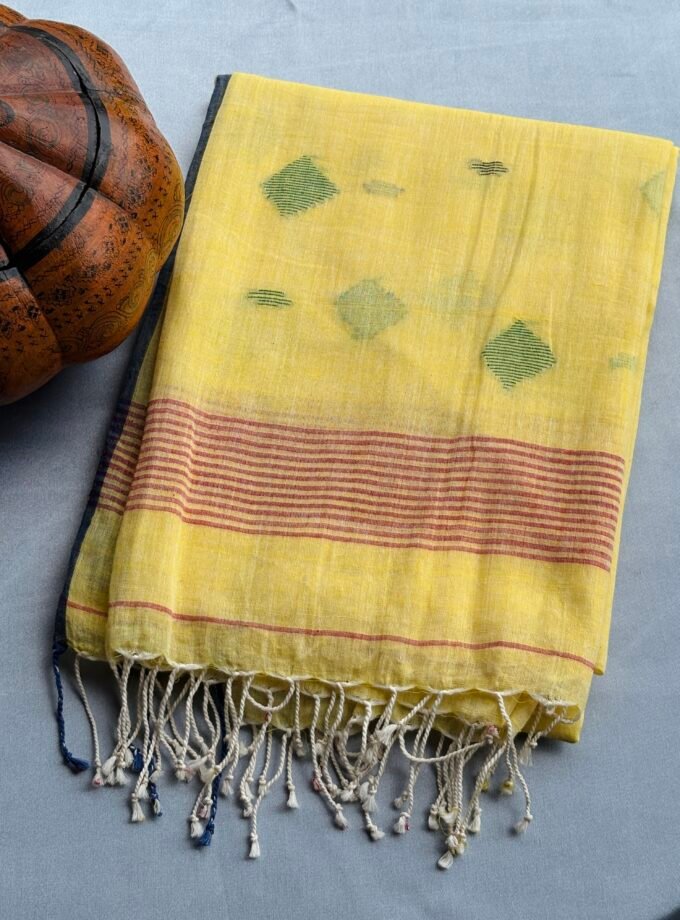 yellow jamdani shawl