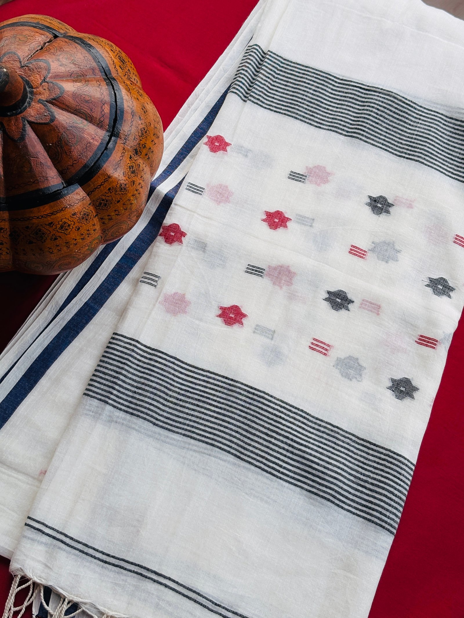 Jamdani Shawl - Image 2