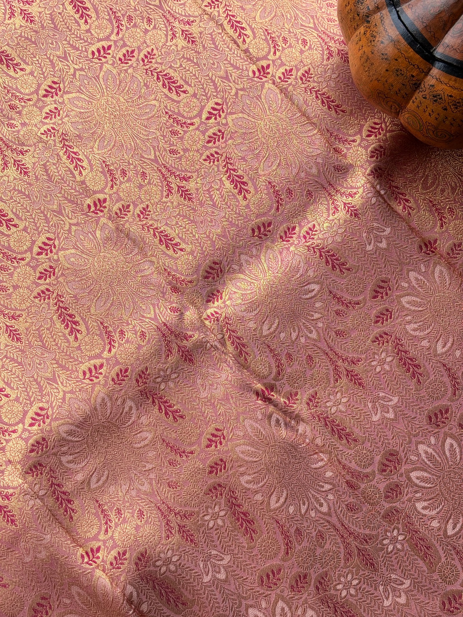 Designer Kanchipuram Banarasi - Image 9